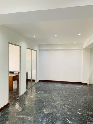 Oficina en venta zona 10 sobre diagonal 6 frente a Oakland Place — Oficina en Venta en Zona 10, Guatemala, Ciudad — miniatura 12 de 13