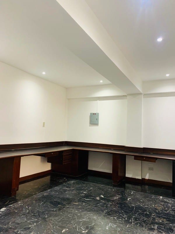 Oficina en venta zona 10 sobre diagonal 6 frente a Oakland Place — Oficina en Venta en Zona 10, Guatemala, Ciudad — foto 10 de 13