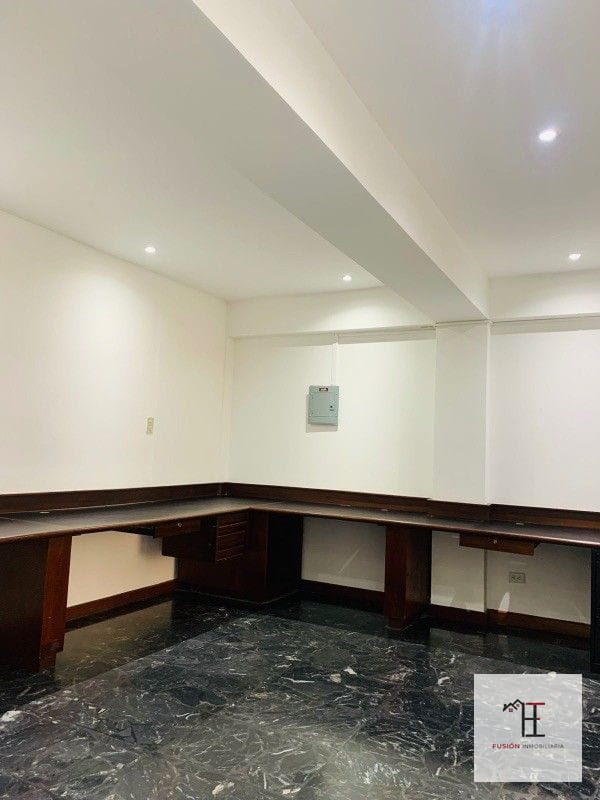 Oficina en venta zona 10 sobre diagonal 6 frente a Oakland Place — Oficina en Venta en Zona 10, Guatemala, Ciudad — foto 10 de 13