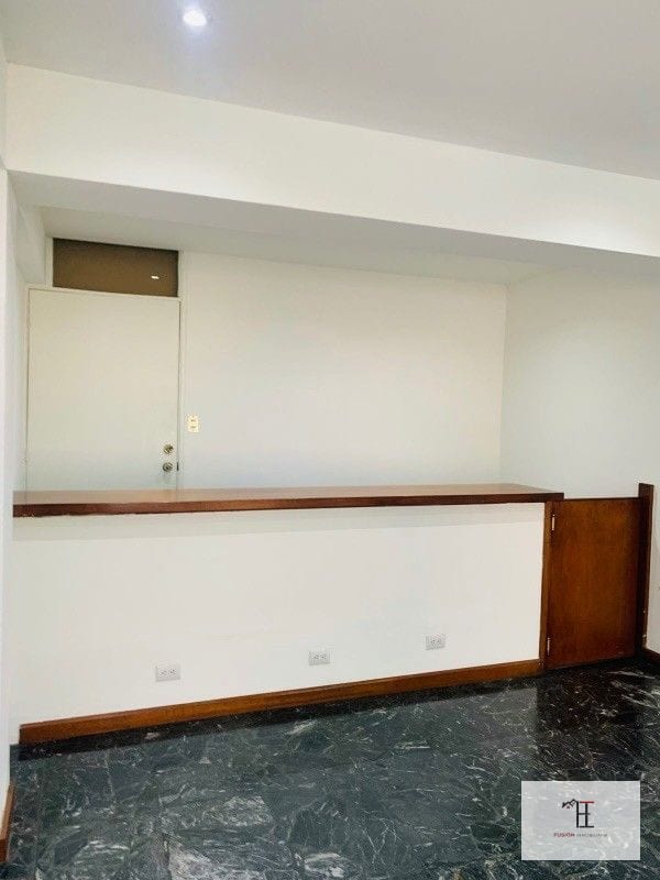 Oficina en venta  zona 10 sobre diagonal 6 frente a Oakland Place — Oficina en Venta en Zona 10, Guatemala, Ciudad — foto 8 de 13
