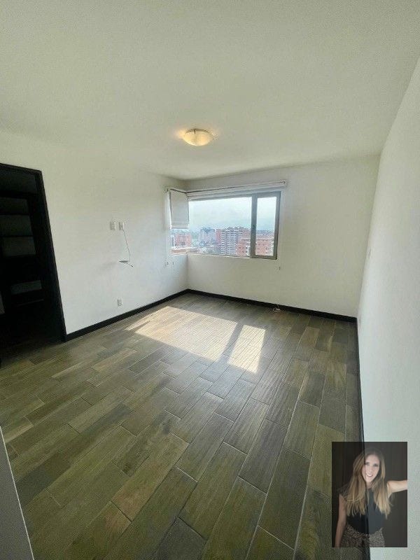 Apartamento en renta Edificio Verona zona 10 — Apartamento en Alquiler en Zona 10, Guatemala, Ciudad — foto 8 de 16