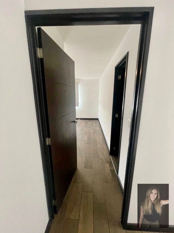 Apartamento en renta Edificio Verona zona 10 — Apartamento en Alquiler en Zona 10, Guatemala, Ciudad — foto 4 de 16