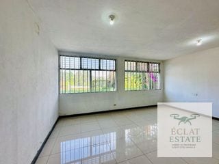 Edificio en Renta KM 8 Carretera a El Salvador | Ideal Clínica, Oficinas o Corporativo — Edificio en Alquiler en km 6-10, Carretera a El Salvador, Guatemala, Ciudad — miniatura 2 de 16