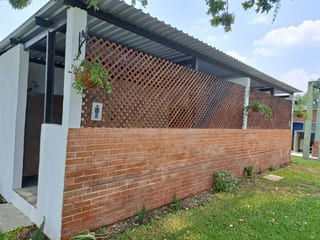 Venta propiedad a la orilla del lago de Amatitlán, ideal para eventos. — Casa vacacional en Venta en Amatitlán, Amatitlán, Guatemala, Ciudad — miniatura 2 de 11