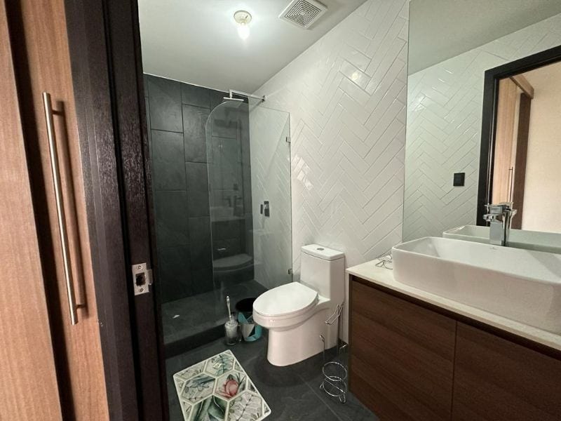 Venta de apartamento ideal airbnb amueblado y equipado Zona 10 — Apartamento en Venta en Eon, Zona 10, Guatemala, Ciudad — foto 12 de 17