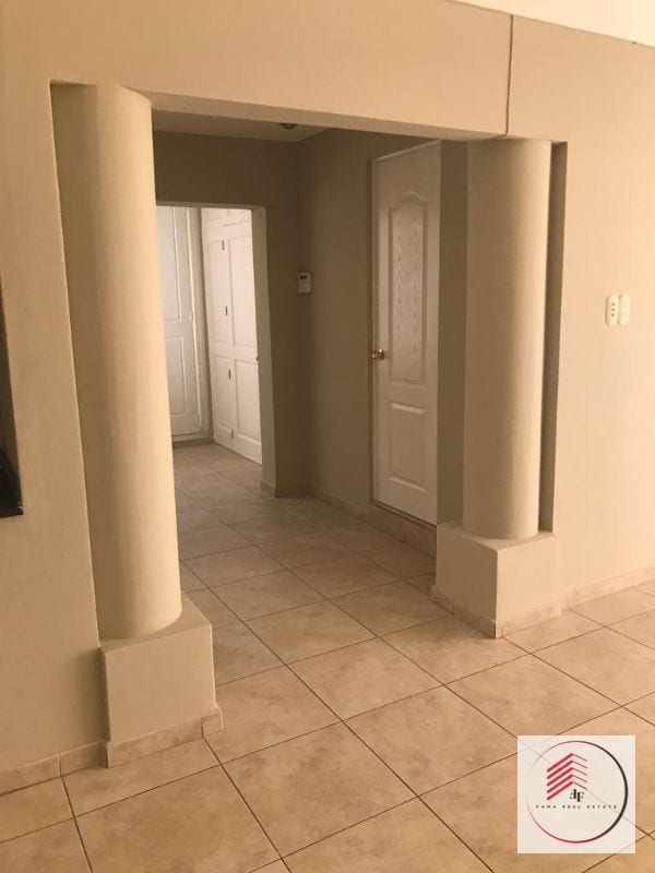 Alquiler de apartamento en zona 15 Vista Hermosa a 2 a dos cuadras de Boulevard Vista Hermosa — Apartamento en Alquiler en Zona 15, Guatemala, Ciudad — foto 1 de 16