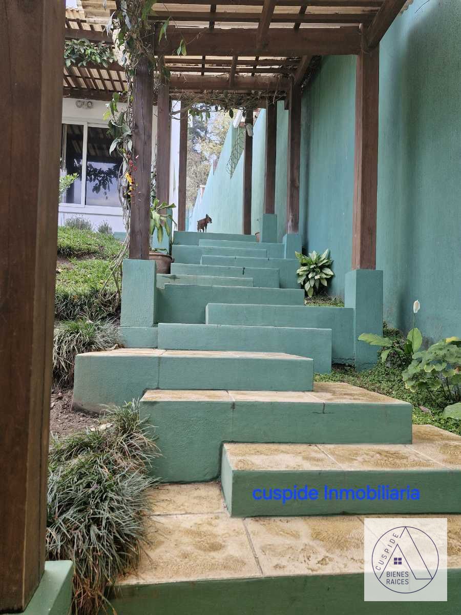Zona 16 Kanajuyu preciosa casa en venta — Casa en Venta en Kanajuyú, Zona 16, Guatemala, Ciudad — foto 7 de 11