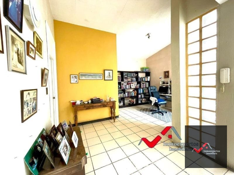 CASA EN VENTA MIXCO ZONA 2,  COLONIA SANTA RITA II, — Casa en Venta en Zona 2 Mixco, Guatemala, Ciudad — foto 3 de 17