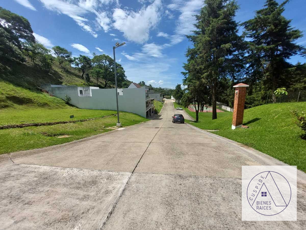 Carr.Salvador Bosques de Vilaverde se vende terreno  — Terreno en Venta en Bosques de Villa Verde, Carretera a El Salvador, Guatemala, Ciudad — foto 5 de 9