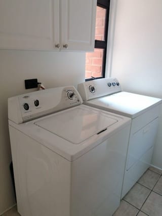 APARTAMENTO 2 DORMITORIOS, ZONA 10 — Apartamento en Alquiler en Zona 10, Guatemala, Ciudad — miniatura 4 de 10