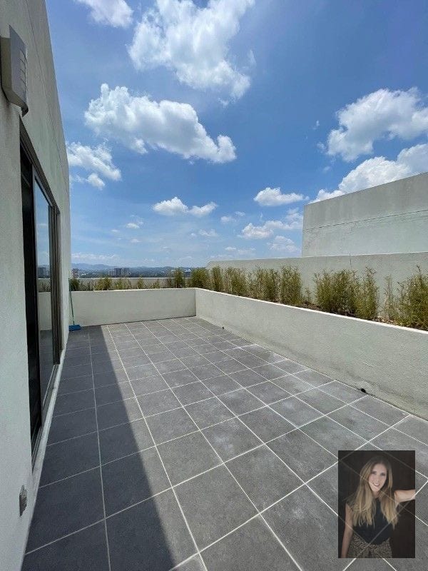 Apartamento en renta Edificio Verona zona 10 — Apartamento en Alquiler en Zona 10, Guatemala, Ciudad — foto 12 de 15