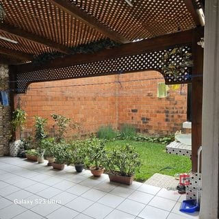 Moderna casa en venta en Jardines de Las Dalias zona 3, Mixco — Casa en Venta en Zona 3 Mixco, Guatemala, Ciudad — miniatura 10 de 17