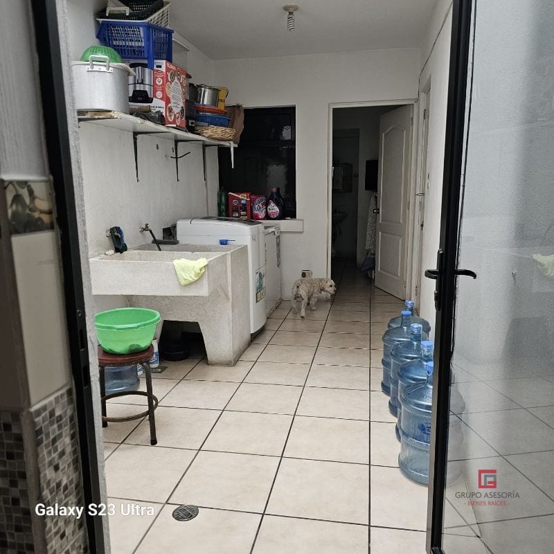 Moderna casa en venta en Jardines de Las Dalias zona 3, Mixco — Casa en Venta en Zona 3 Mixco, Guatemala, Ciudad — foto 14 de 17