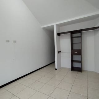 Casa en venta en Vistas de San Isidro zona 16 — Casa en Venta en Vistas de San Isidro, Zona 16, Guatemala, Ciudad — miniatura 7 de 15