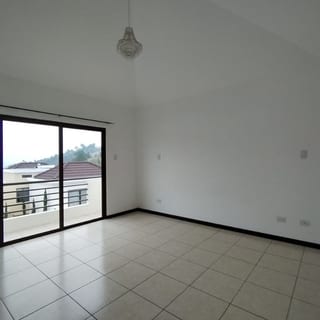 Casa en venta en Vistas de San Isidro zona 16 — Casa en Venta en Vistas de San Isidro, Zona 16, Guatemala, Ciudad — miniatura 6 de 15