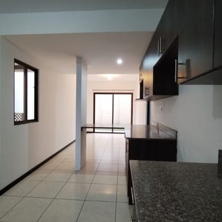 Casa en venta en Vistas de San Isidro zona 16 — Casa en Venta en Vistas de San Isidro, Zona 16, Guatemala, Ciudad — miniatura 4 de 15