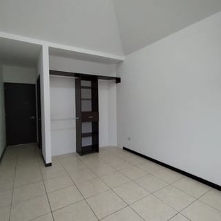Casa en venta en Vistas de San Isidro zona 16 — Casa en Venta en Vistas de San Isidro, Zona 16, Guatemala, Ciudad — miniatura 2 de 15