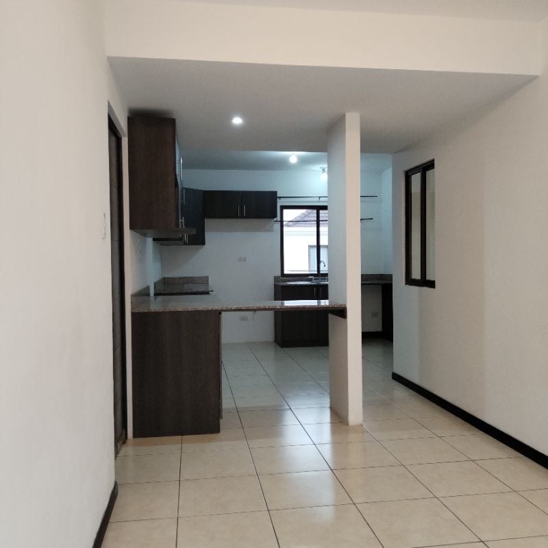 Casa en venta en Vistas de San Isidro zona 16 — Casa en Venta en Vistas de San Isidro, Zona 16, Guatemala, Ciudad — foto 12 de 15