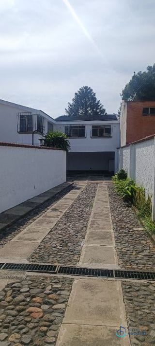 Casa en venta, zona 12-El Carmen — Casa en Venta en El Carmen, Zona 12, Guatemala, Ciudad — miniatura 1 de 16