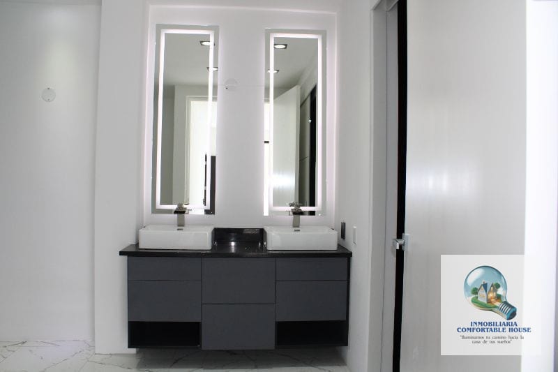 Casa  Lujosa de 2 niveles cerca de Trigales Quetzaltenango — Casa en Venta en Quetzaltenango, Quetzaltenango — foto 12 de 15