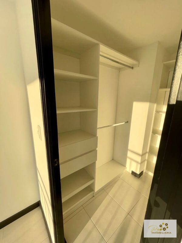 VENTA / RENTA EN MUSEO SAN MATEO ZONA 7 — Apartamento en Venta en Museo San Mateo, Zona 7, Guatemala, Ciudad — foto 4 de 7