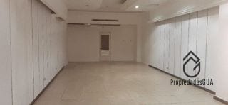 Local comercial en venta — Local en Venta en Centro Comercial Pradera, Zona 10, Guatemala, Ciudad — miniatura 4 de 4
