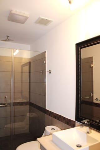 Apartamento Semi Amueblado Verona Zona 10 — Apartamento en Venta en Verona, Zona 10, Guatemala, Ciudad — miniatura 7 de 9