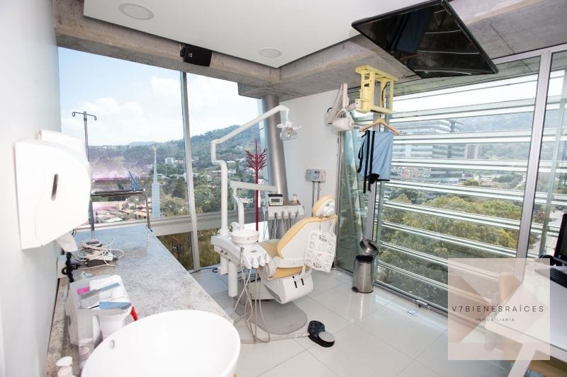 Exclusiva Clínica Dental, Oficina, Otros — Clínica en Venta en Zona 15, Guatemala, Ciudad — foto 2 de 7