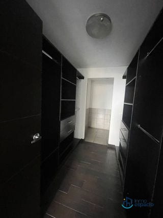 Apartamento zona 14, Edificio Attica. — Apartamento en Alquiler en Zona 14, Guatemala, Ciudad — miniatura 6 de 7