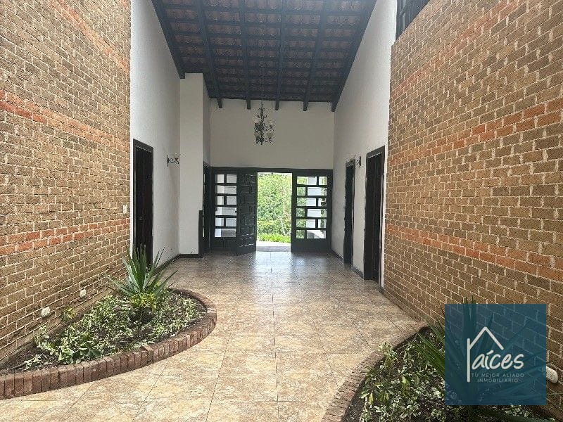 Casa de un nivel en renta Km. 18.5 CES (D) — Casa en Alquiler en Carretera a El Salvador, Guatemala, Ciudad — foto 1 de 17