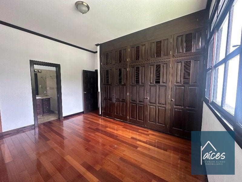 Casa de un nivel en renta Km. 18.5 CES (D) — Casa en Alquiler en Carretera a El Salvador, Guatemala, Ciudad — foto 9 de 17
