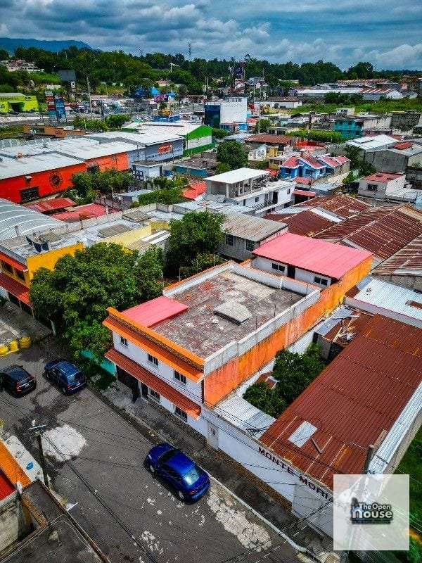 Casa en venta en Villa Nueva, detras de Galerias Catalina — Casa en Venta en Condado Catalina, Villa Nueva, Guatemala, Ciudad — foto 3 de 9