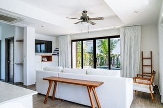 Casa en Venta en La Mar — Casa vacacional en Venta en Monterrico, Santa Rosa — miniatura 3 de 10
