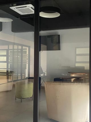 VENDO 2 OFICINAS (JUNTAS O SEPARADAS) Z9, CALLE MONTÚFAR — Oficina en Venta en Zona 9, Guatemala, Ciudad — miniatura 1 de 13