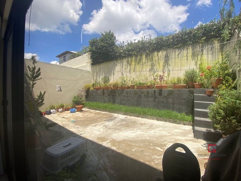 Acogedora Casa en Venta en Hacienda Vista Hermosa — Casa en Venta en Zona 8 Mixco, Guatemala, Ciudad — foto 8 de 15