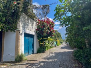 Antigua Guatemala Vendo Terreno — Terreno en Venta en Dentro del Casco, Antigua, Sacatepéquez — miniatura 1 de 4