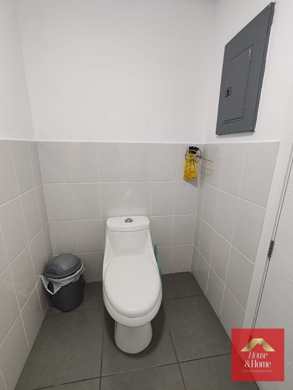 Venta de oficina en zona 9 — Oficina en Venta en Zona 9, Guatemala, Ciudad — foto 5 de 9