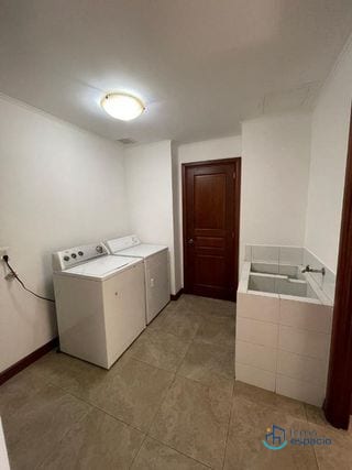 Apartamento en Renta Zona 14 — Apartamento en Alquiler en Tadeus, Zona 14, Guatemala, Ciudad — miniatura 2 de 12