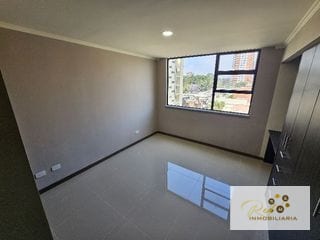 VENTA APARTAMENTO BELLINI REMODELADO — Apartamento en Venta en Bellini, Zona 14, Guatemala, Ciudad — miniatura 2 de 15