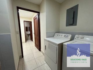 Zona 10, Apartamento en Alquiler de 2 Habitaciones — Apartamento en Alquiler en Jardines del Acueducto, Zona 10, Guatemala, Ciudad — miniatura 8 de 15