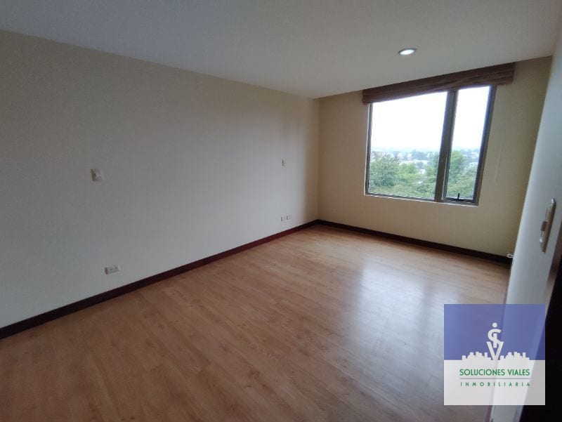 Zona 10, Apartamento en Alquiler de 2 Habitaciones — Apartamento en Alquiler en Jardines del Acueducto, Zona 10, Guatemala, Ciudad — foto 13 de 15