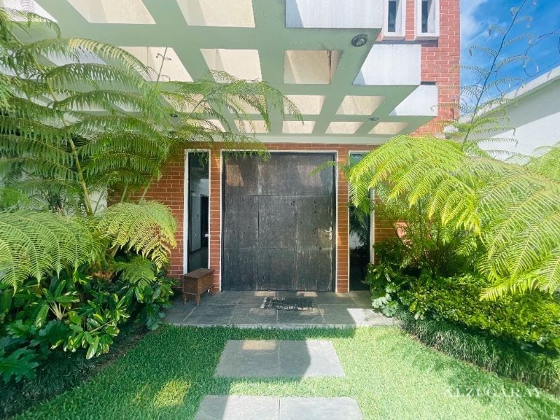 CASA MODERNA CON JARDIN - 3 HAB/ CONDOMINIO KM 21.5 — Casa en Venta en Carretera a El Salvador, Guatemala, Ciudad — foto 1 de 17