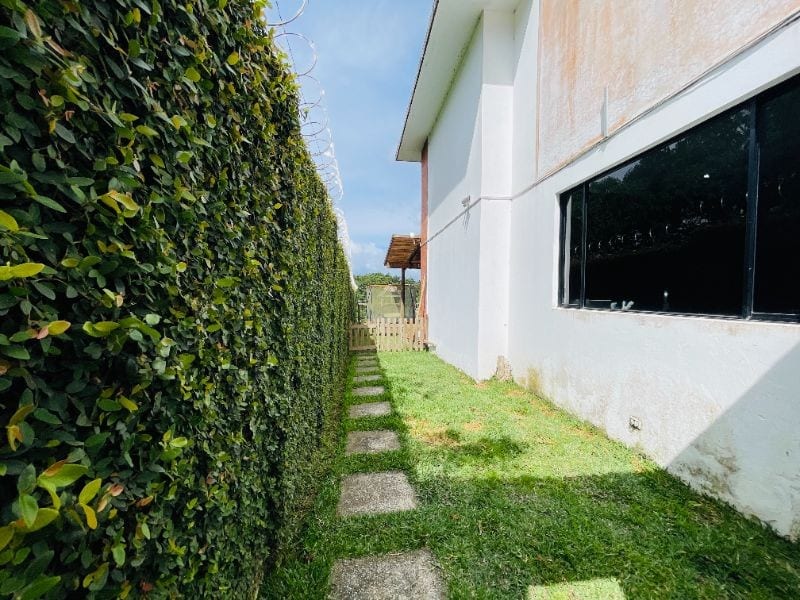 CASA MODERNA CON JARDIN - 3 HAB/ CONDOMINIO KM 21.5 — Casa en Venta en Carretera a El Salvador, Guatemala, Ciudad — foto 3 de 17