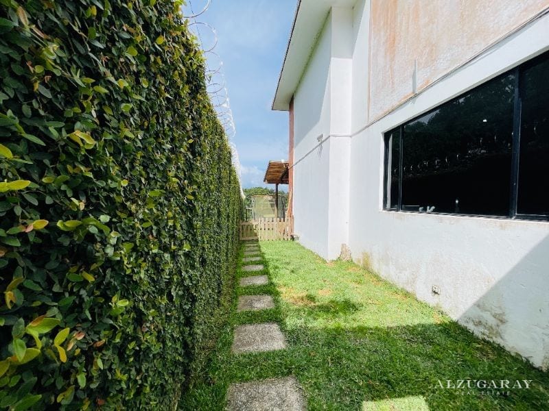 CASA MODERNA CON JARDIN - 3 HAB/ CONDOMINIO KM 21.5 — Casa en Venta en Carretera a El Salvador, Guatemala, Ciudad — foto 3 de 17