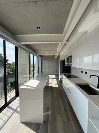 Apartamento en Alquiler | Edificio SYNC | Zona 15 VH3 | Tipo estudio · Amplio — Apartamento en Alquiler en Zona 15, Guatemala, Ciudad — miniatura 1 de 14