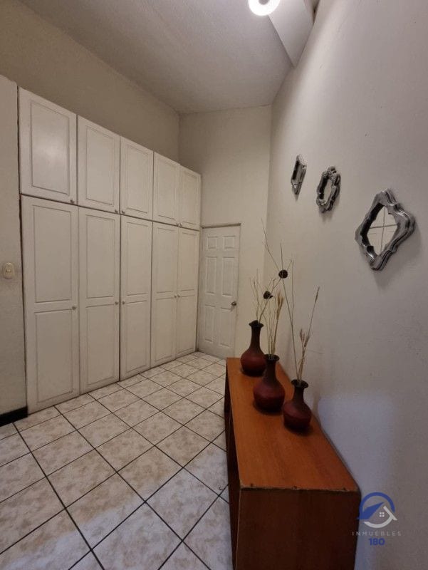 CASA EN VENTA EN LAS CHARCAS - ZONA 11 - GUATEMALA — Casa en Venta en Las Charcas, Zona 11, Guatemala, Ciudad — foto 10 de 17