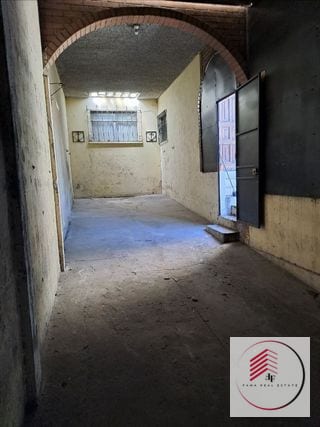 BODEGA EN CALZADA MATEO FLORES ZONA 7 DE 10.00X3.00 mts. (No se puede rotular afuera) — Bodega / Ofibodega en Alquiler en *Otro / No especificar, Guatemala, Ciudad — miniatura 1 de 4