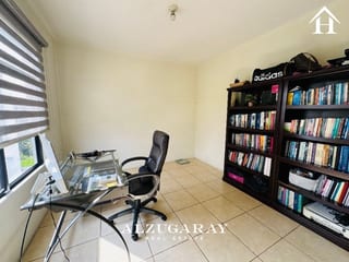 CASA AMUEBLADA CON JARDÍN -3 HAB. / CONDOMINIO, Z. 16 — Casa en Venta en Zona 16, Guatemala, Ciudad — miniatura 13 de 16