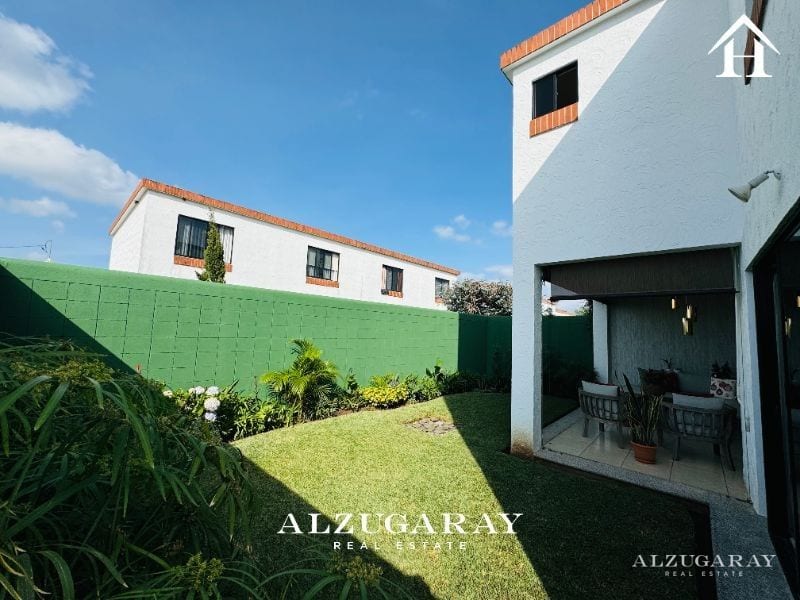 CASA AMUEBLADA CON JARDÍN -3 HAB. / CONDOMINIO, Z. 16 — Casa en Venta en Zona 16, Guatemala, Ciudad — foto 12 de 16