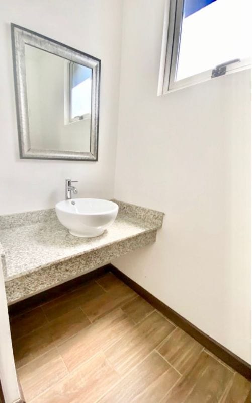 Vendo Apartamento Zona 16 1601-V-500 — Apartamento en Venta en Edificio Trento, Zona 16, Guatemala, Ciudad — foto 2 de 9